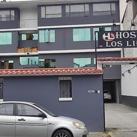 Hostal Los Lirios Loja Exterior foto