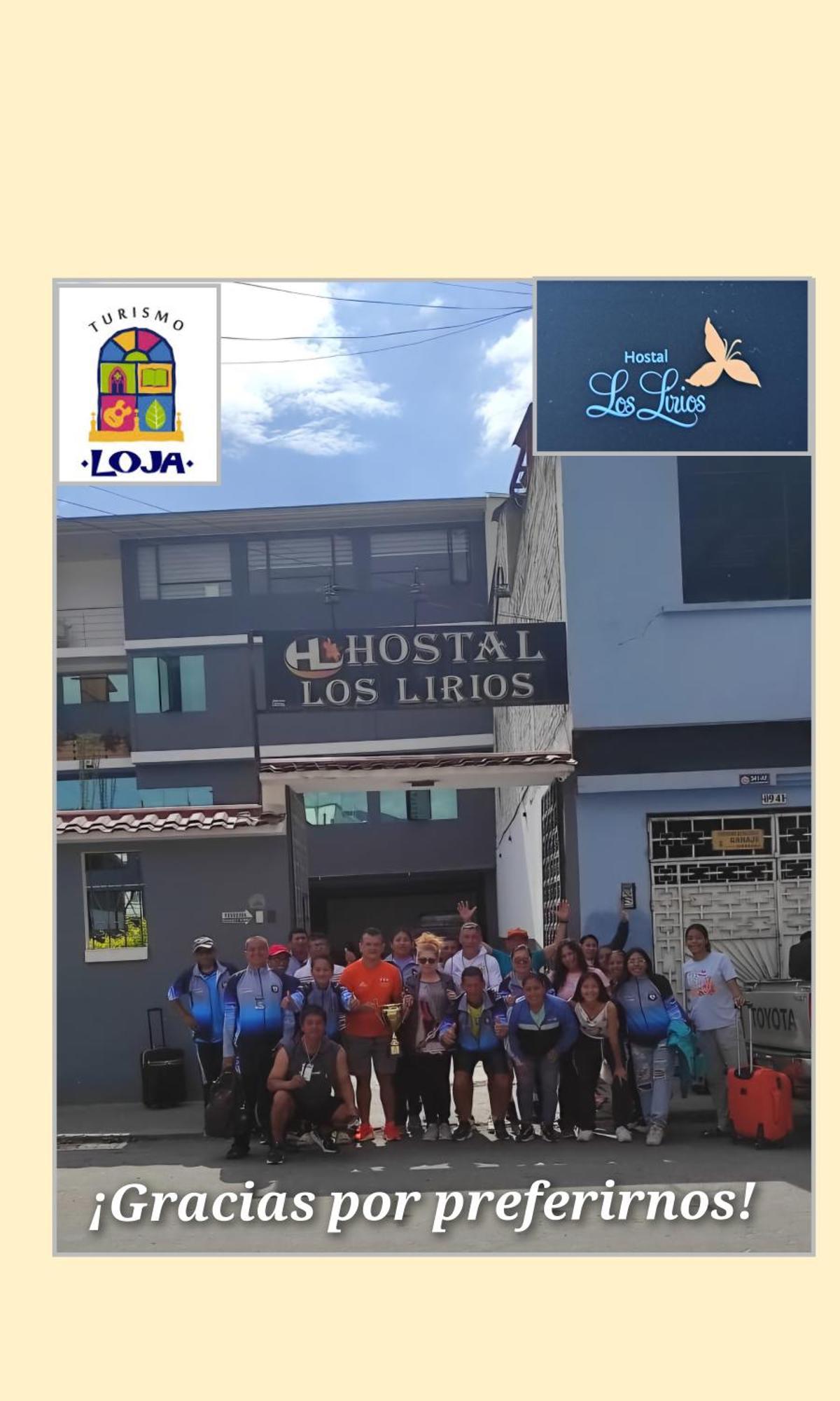 Hostal Los Lirios Loja Exterior foto